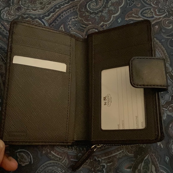 Coach wallet - Picture 2 of 4